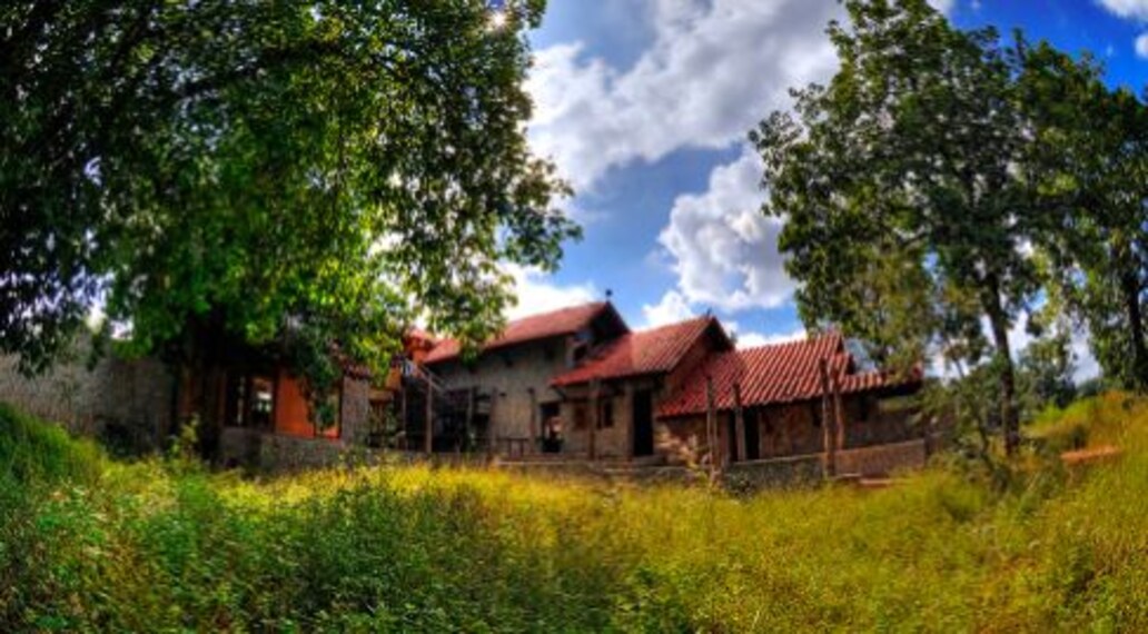 Kanha Earth Lodge